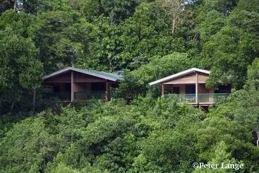 Tawali Leisure & Dive Resort