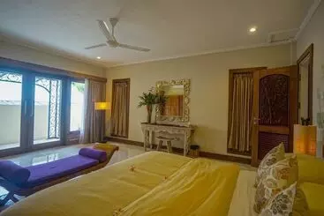 Pisos turísticos Villa Tirta Indah