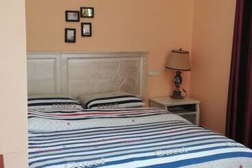 En Attendant Godot Youth Hostel