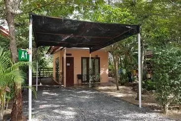 Hotel Green Leaf Resort