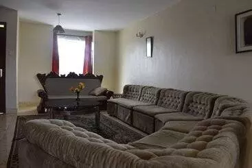 آپارتمان‌های توریست‌ها Freshwind Villas