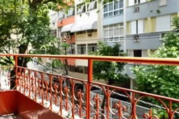 ホテル Icarai Suites