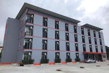 Hotel U.d.home Apartment