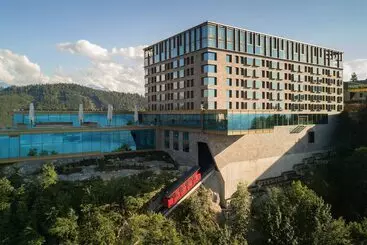 Bürgenstock Hotel & Alpine Spa