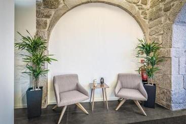 Hotel 296 Heritage Apartments