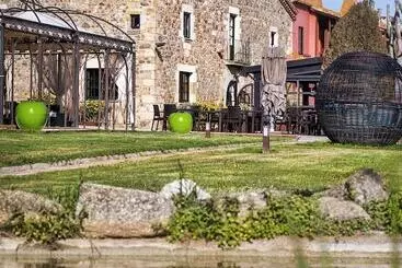 هتل Suites Natura Mas Tapiolas