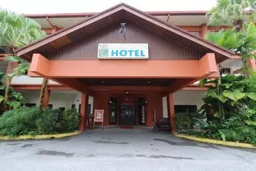 Hotel Bukit Merah Laketown Resort