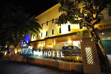 Sylvia Hotel Premier Kupang