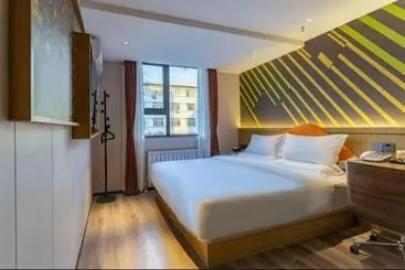 Iu Hotel Xianyang Renmin Road Phoenix Plaze