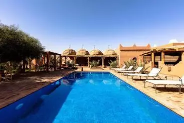تختخواب و صبحانه Kasbah Sahara Services