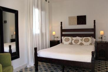 Pensione Hostal Extramuros