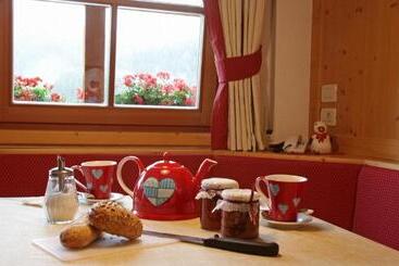 Dolomites Apartments Ciasa Vally