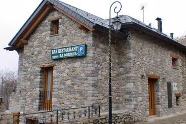 Pensão Pensió I Apartaments La Bordeta