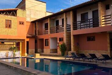 פנסיון Pousada Missare