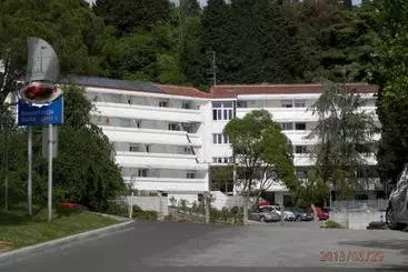 هتل آپارتمان šd Portorož Hostel Korotan