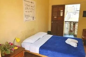 Econunay Hostels