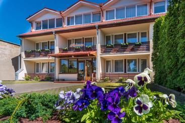 پانسیون Aidaras