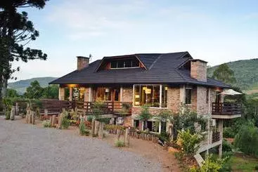 ペンション Bina's Haus Pousada, Cafeteria E Atelier