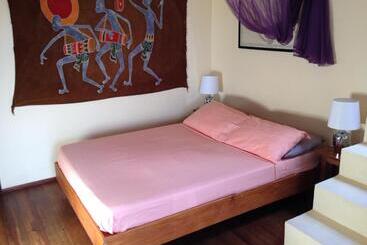 アパートホテル Italian Guesthouse