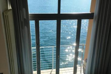 游客公寓 Apartments Excelsior