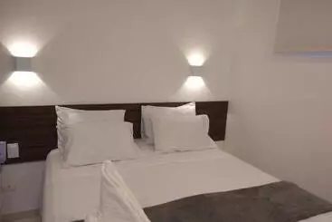 ペンション Pousada Galemares