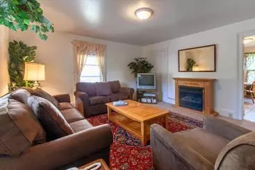 ペンション Village Suites