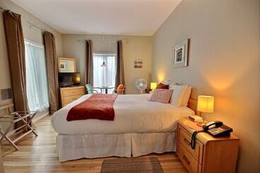 ユースホステル Auberge La Chocolatiere