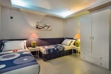 Huoneistohotelli Sejuk Suites