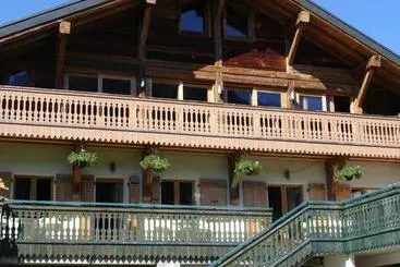 ペンション La Ferme Du Château