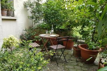 پانسیون Les Carrés