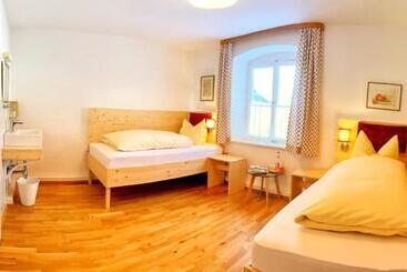 Pensão Gasthof Graf