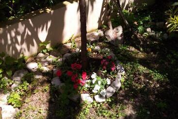 ペンション Oaza Guest House