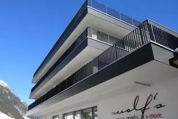 Apartmanszálloda Wolfs Aparts + More