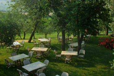 فندق Agri Divin Amore