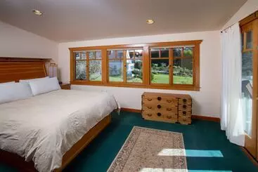 Retkeilymaja Sweetwater Inn And Spa