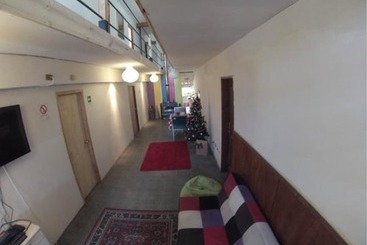 Pension Pucontours Hostal Hostel