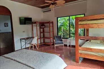ペンション Casa Alice Marbella Lodge