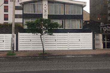 Panzió Hostal El Roble