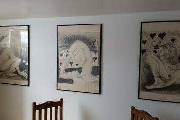 پانسیون Lagarfell Studios