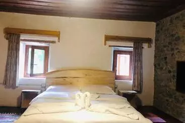 Pensione Shpella Guesthouse Theth