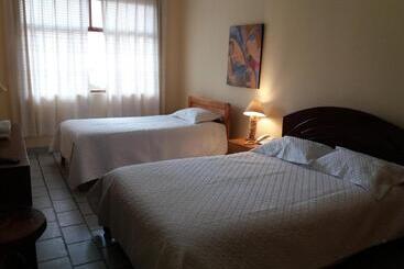 پانسیون Las Orquídeas Hotel 3 Estrellas