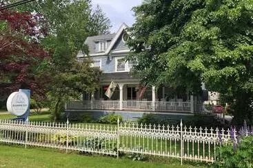 Retkeilymaja The Harbor Inn