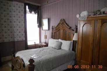 ユースホステル Landmark Inn At The Historic Bank Of Oberlin