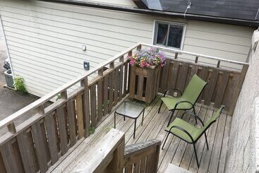 Herberge Merrickville Guest Suites