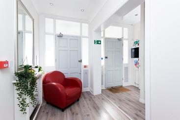 Apartments On The Park