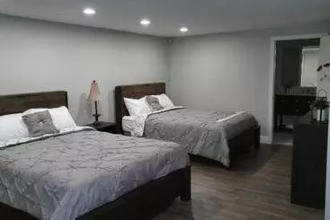 Retkeilymaja Lily's Lodge