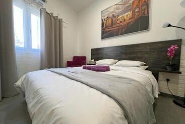 پانسیون Apollo Rooms By Albert S Apartment