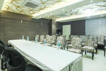 Szálloda Treebo Hoops   Airport