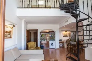 Apartamentos Turísticos Bahía Sur