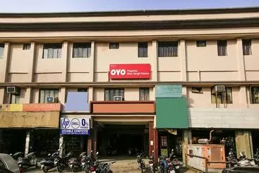Hotelli Oyo Flagship 28844 Sher Singh Palace